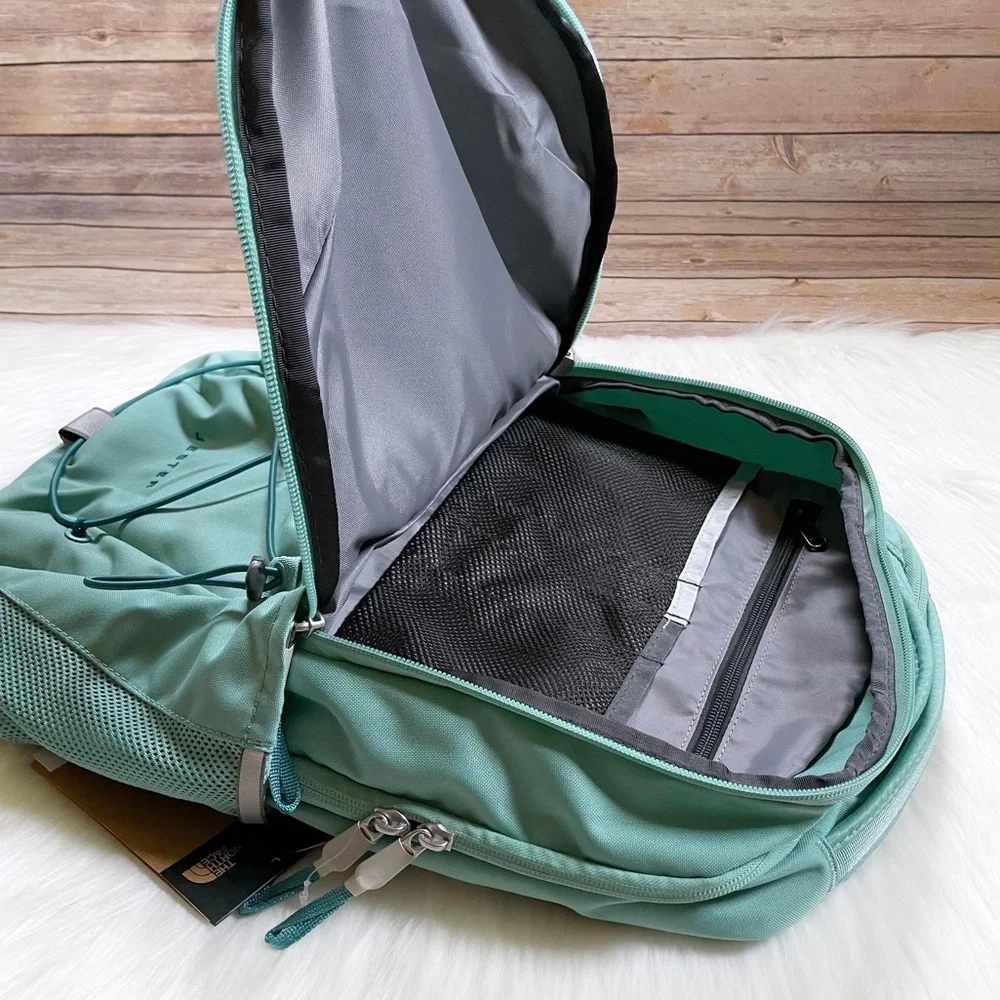 The North Face Women’s Jester 27 Liter Wasabi Backpack - Picture 5 of 7